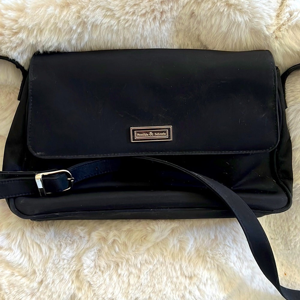 Frankie and Johnny travel purse
